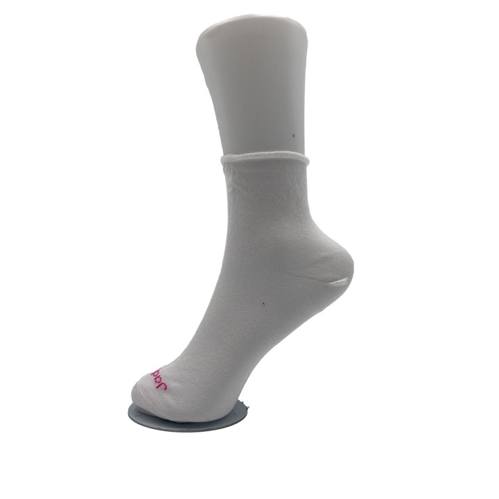 calzini-cotone-donna-senza-elastico-jadea-jb8000-indossato-bianco